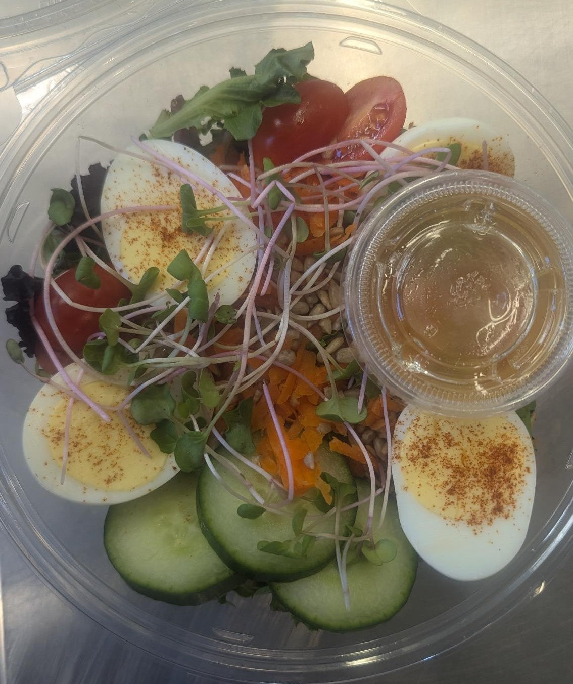 Salade repas aux oeufs