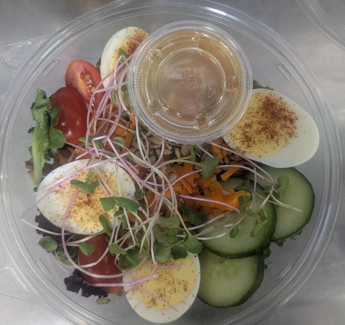 Salade repas aux oeufs